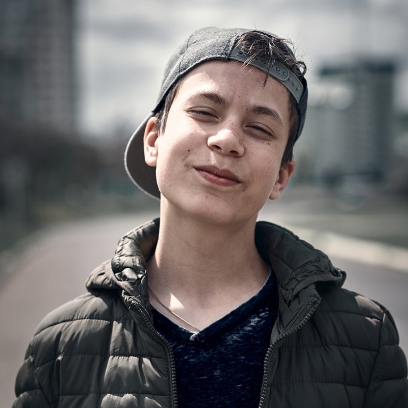 Jongen Met Pet